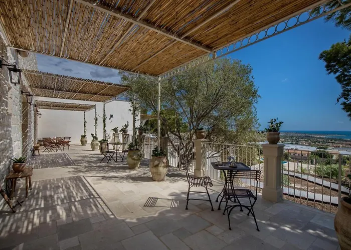 Roccaseta Hotel 4*